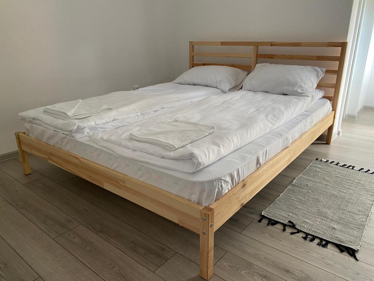 Pixel Guesthouse Тыргу-Секуеск Экстерьер фото