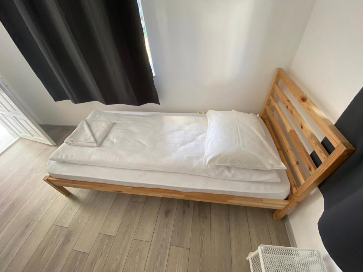 Pixel Guesthouse Тыргу-Секуеск Экстерьер фото