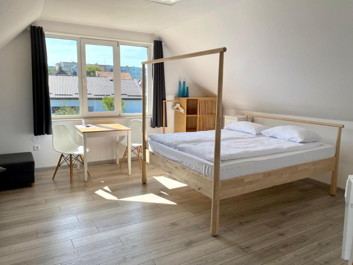 Pixel Guesthouse Тыргу-Секуеск Экстерьер фото