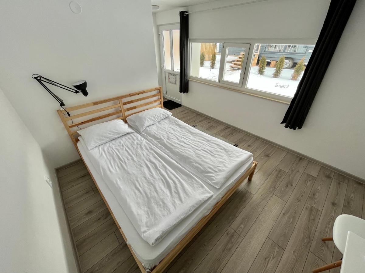 Pixel Guesthouse Тыргу-Секуеск Экстерьер фото